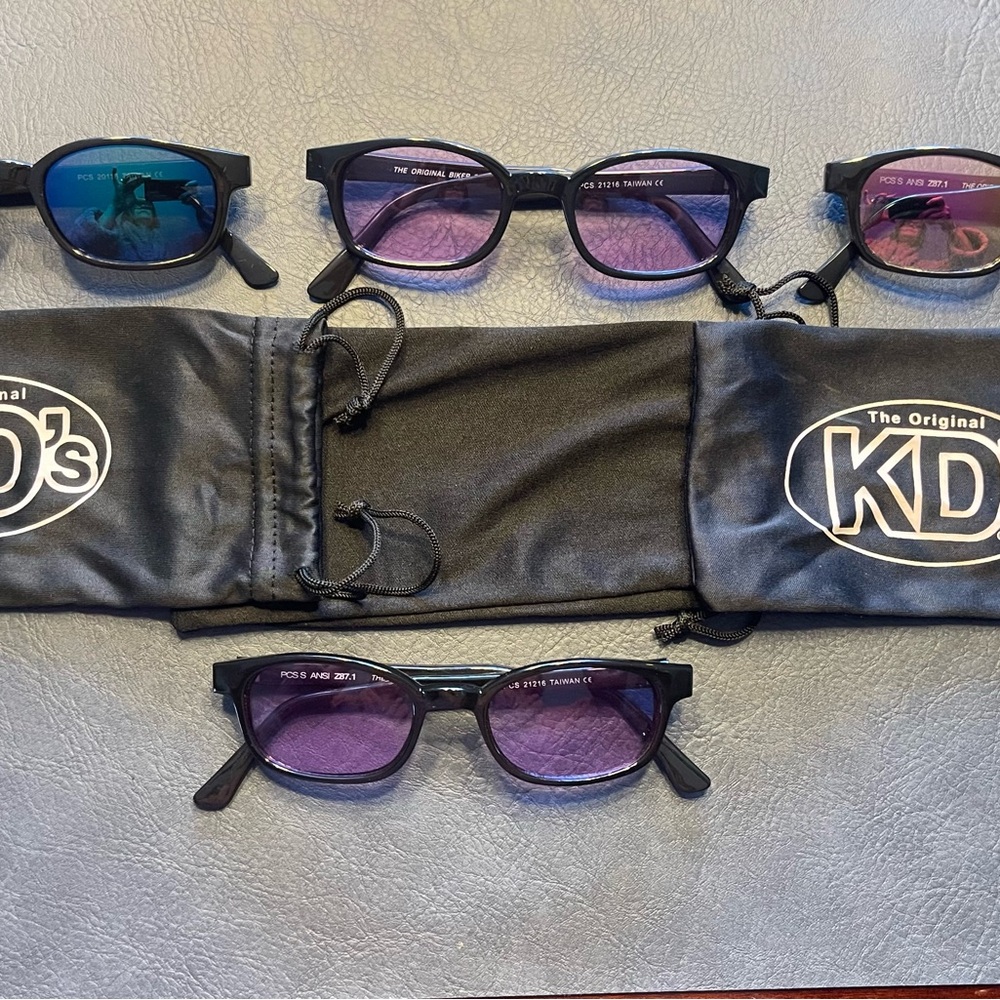 KD Sunglasses - Black (mirrored)  and Purple